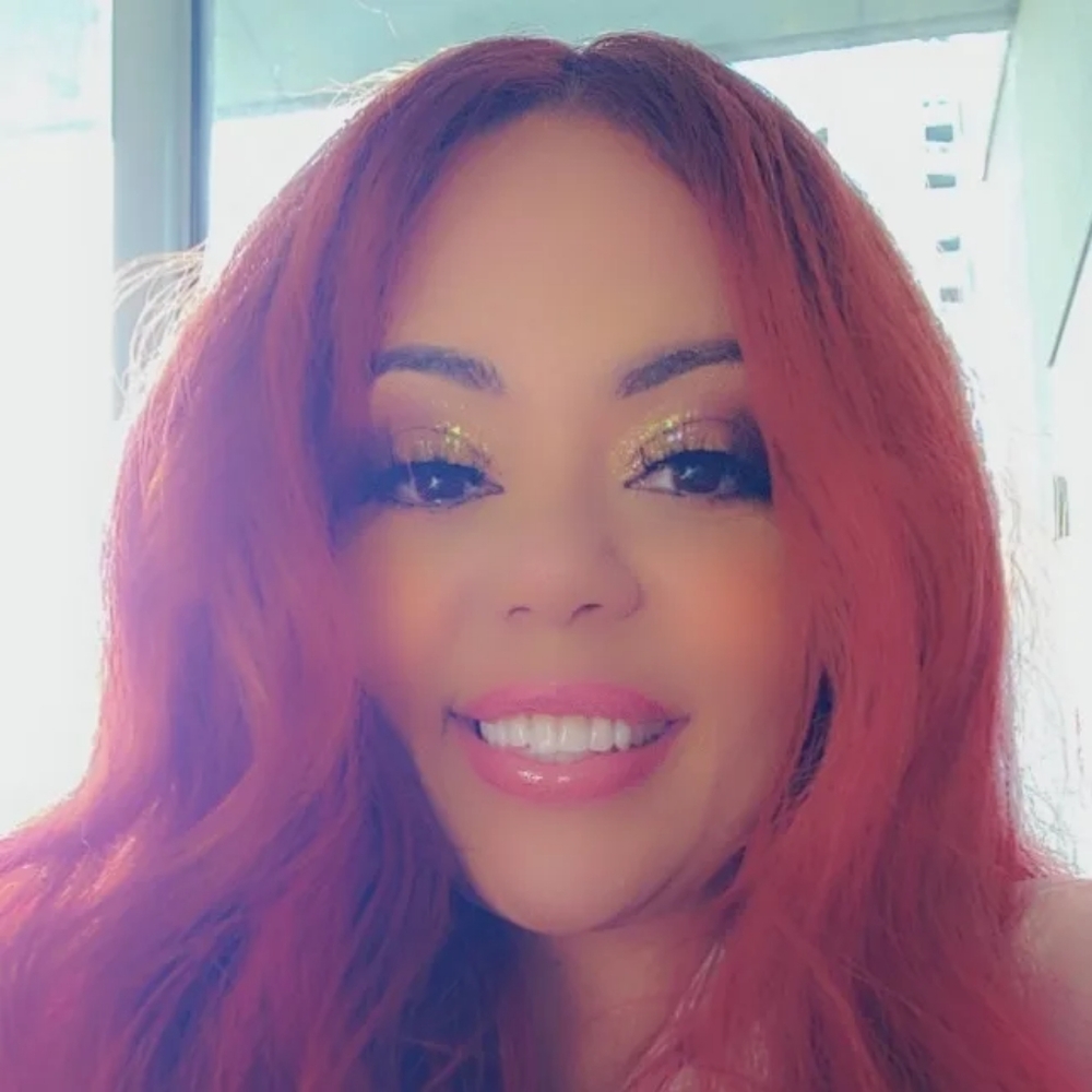 Meet your Posher, Nadia